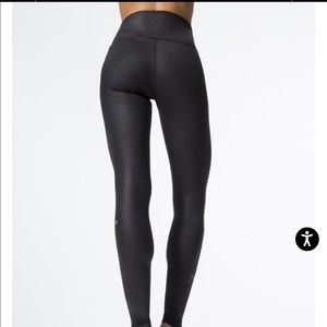 Alo Yoga High-Waisted Air Brush Leggings Size S